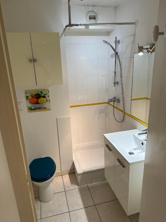Studio Piscine 150 Metres Bord De Appartement *